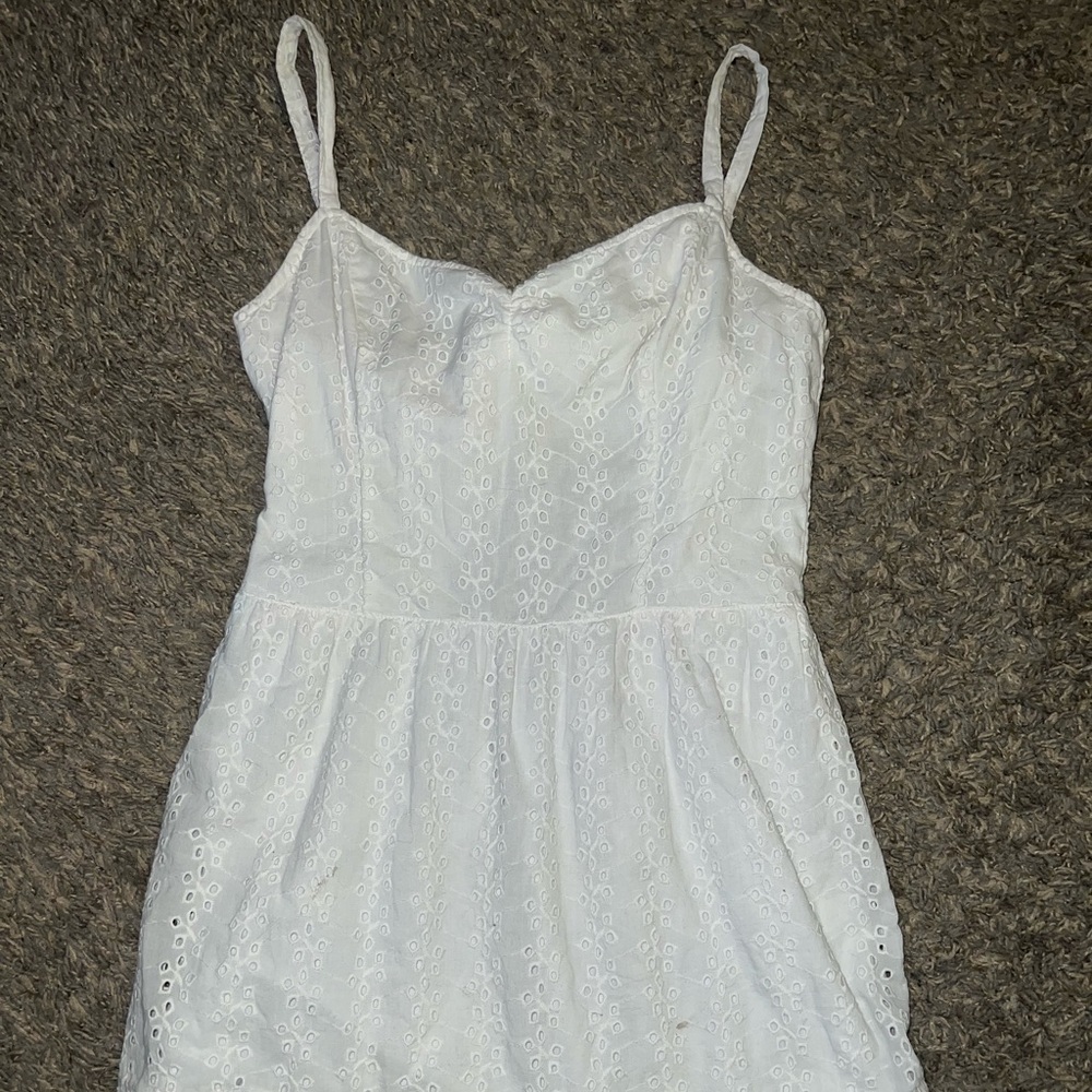 white lace dress